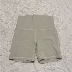 lululemon athletica Women's Light Gray Bike Shorts